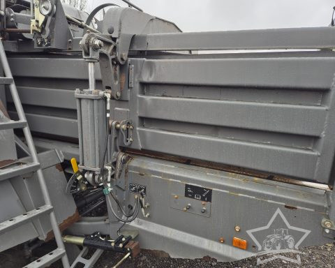 Massey Ferguson 2270XD