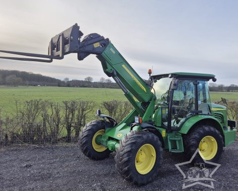 John Deere 3800 Telehandler