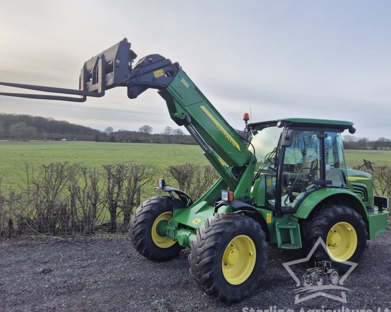 John Deere 3800 Telehandler