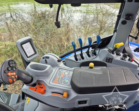 New Holland T6.180 Dynamic Command