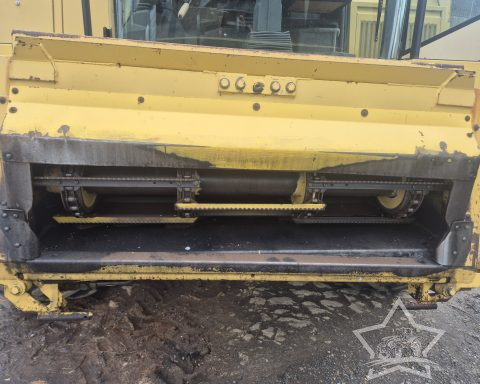 New Holland TX 68 Combine