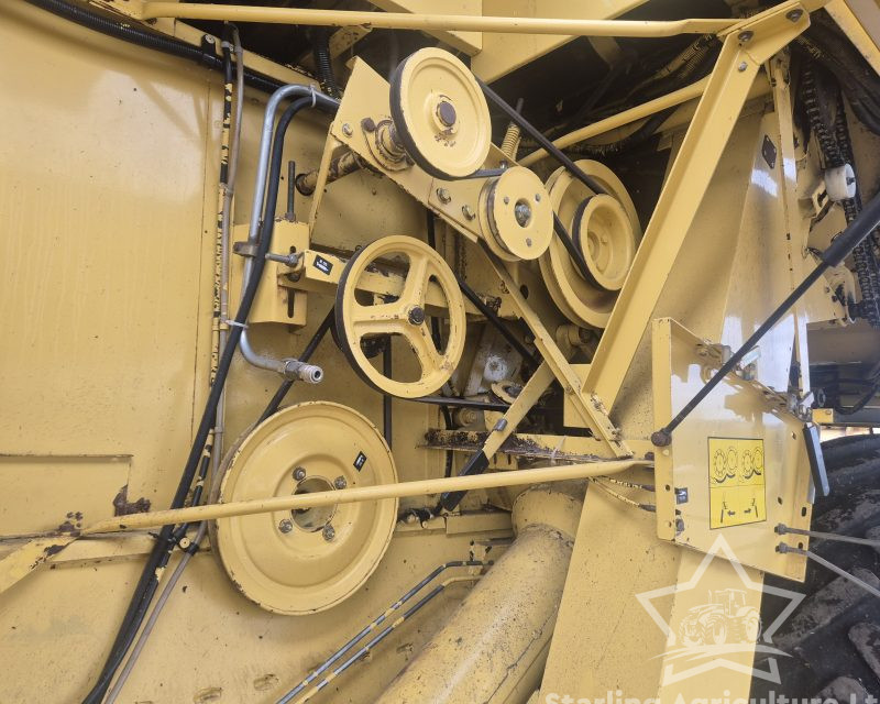 New Holland TX 68 Combine
