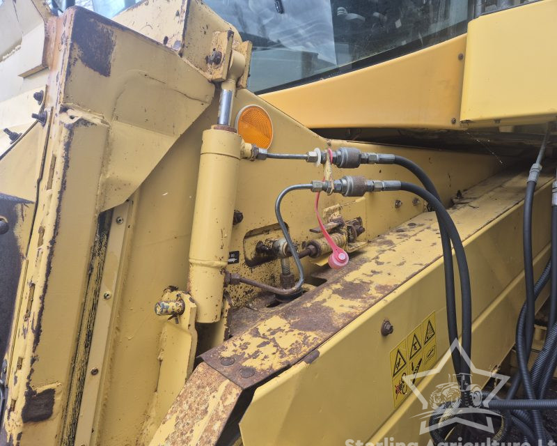 New Holland TX 68 Combine