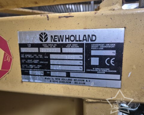 New Holland TX 68 Combine