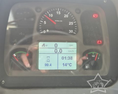 Case IH Farmall 55A Tractor