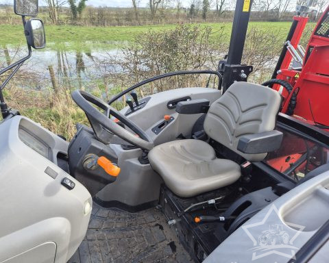 Case IH Farmall 55A Tractor