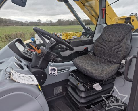 New Holland TH7.37 Elite