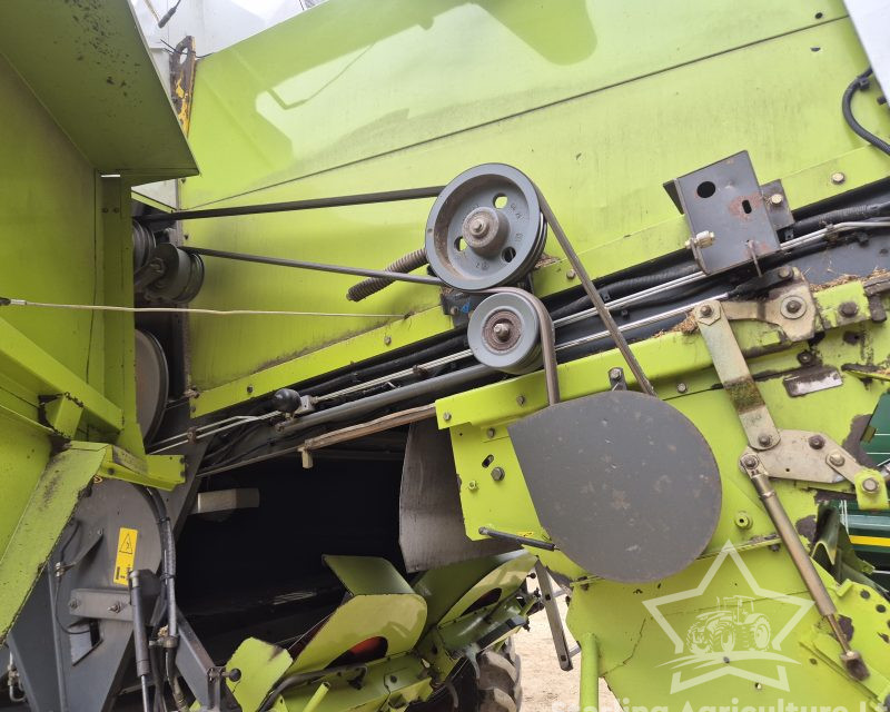 Claas Lexion 440 Combine