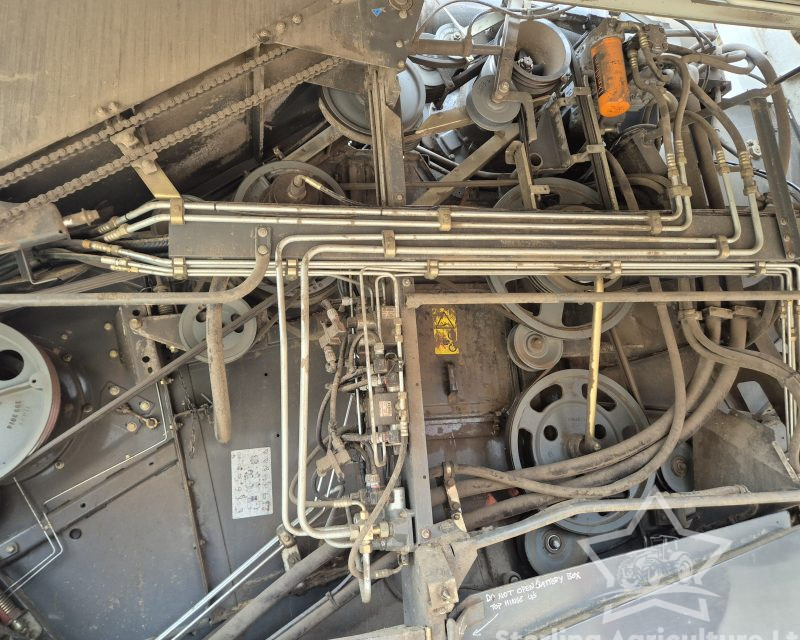 Claas Lexion 440 Combine