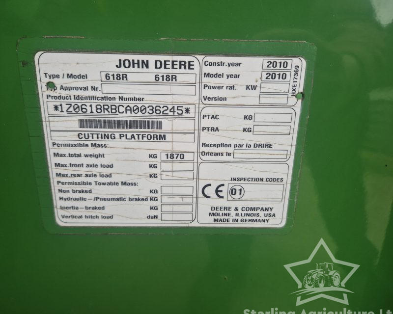 John Deere W540 HillMaster Combine