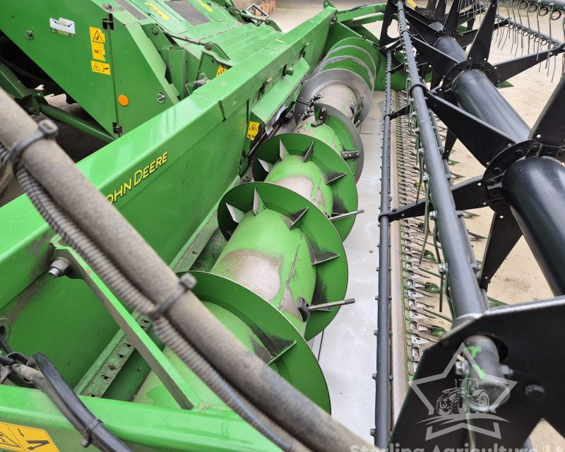 John Deere W540 HillMaster Combine