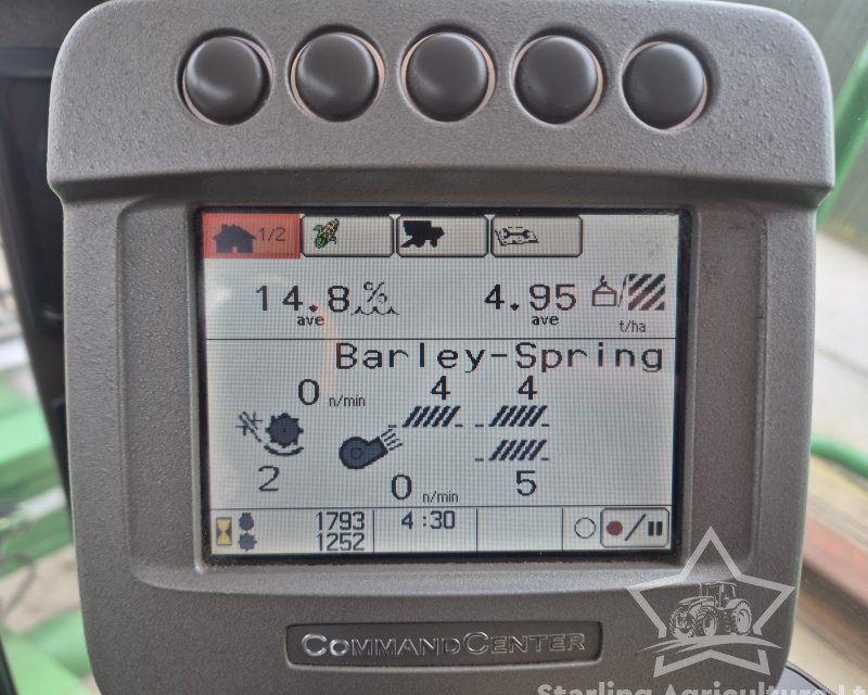 John Deere W540 HillMaster Combine