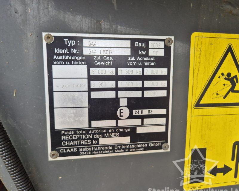 Claas Lexion 440 Combine