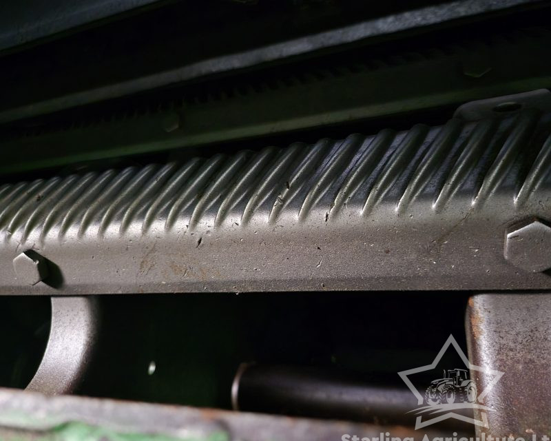 John Deere W540 HillMaster Combine