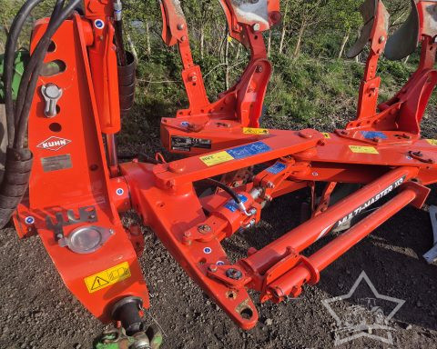 Kuhn MultiMaster 113 Plough