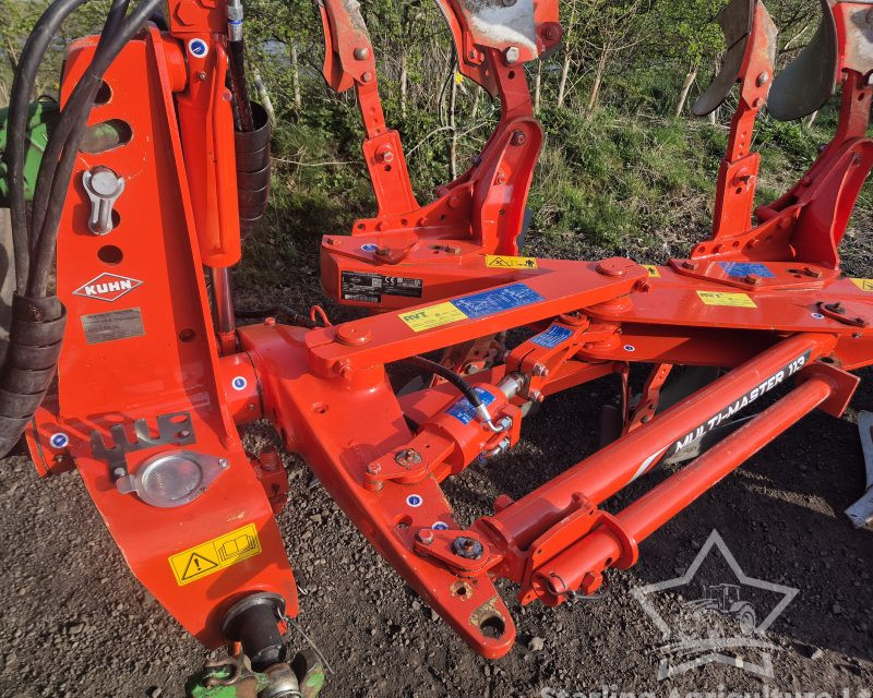 Kuhn MultiMaster 113 Plough
