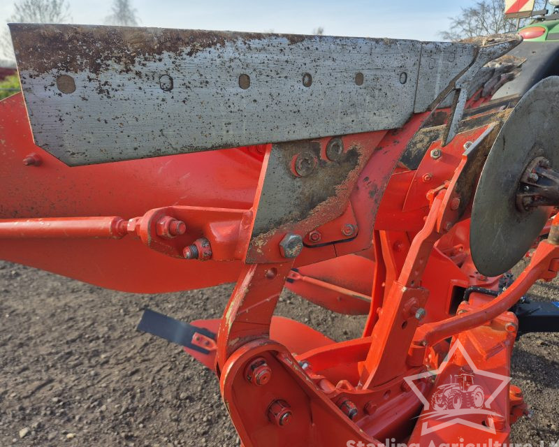 Kuhn MultiMaster 113 Plough