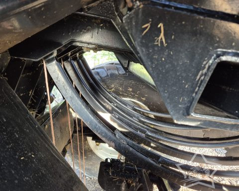 New Holland 870 80×70 Baler