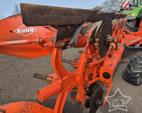 Kuhn Vari-Master 123 5F Auto Reset Plough