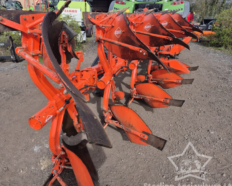 Kuhn Vari-Master 123 5F Auto Reset Plough