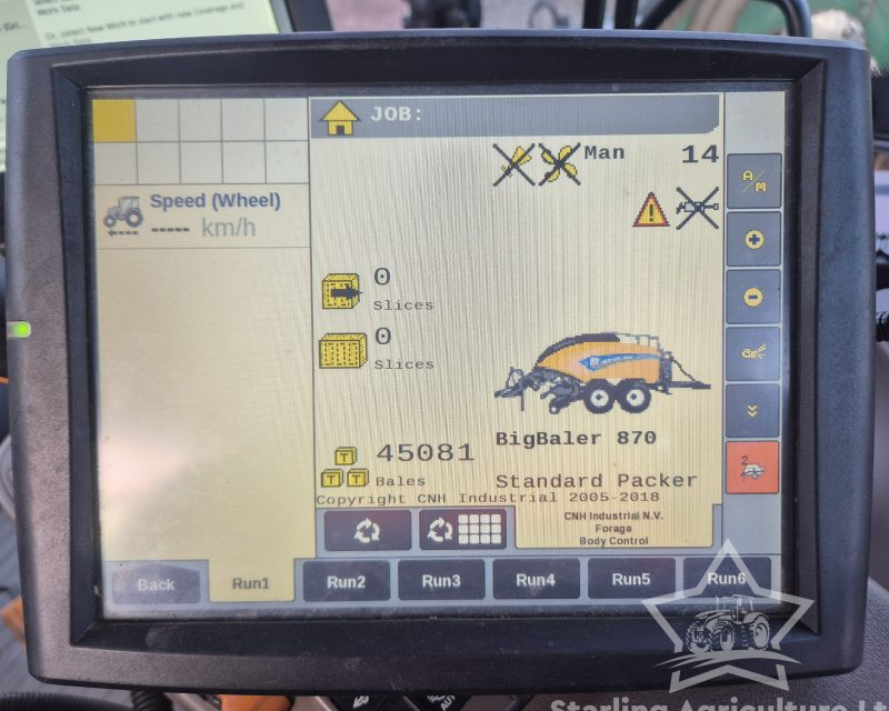 New Holland 870 80×70 Baler