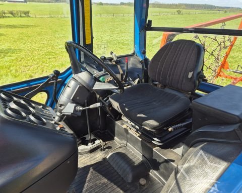 Ford 7610 II Tractor