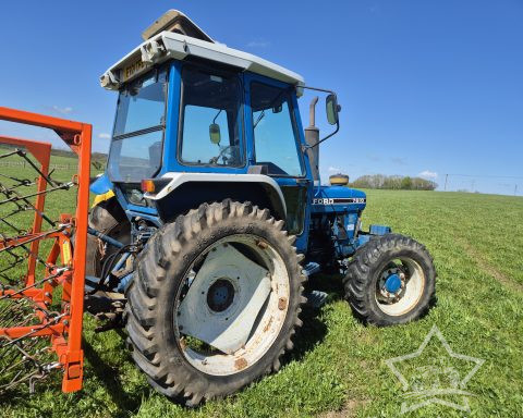 Ford 7610 II Tractor