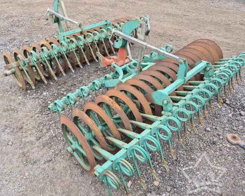 Kverneland PW100 10F Plough