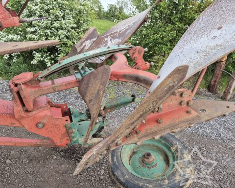 Kverneland PW100 10F Plough