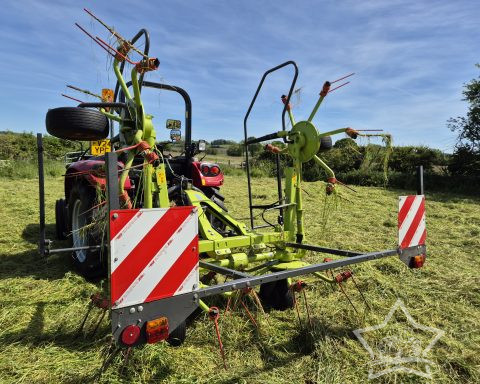 Claas Volto 55 Tedder