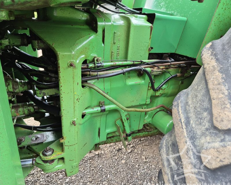 John Deere 8640
