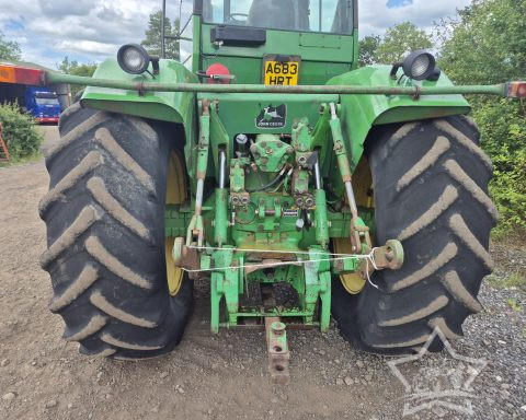 John Deere 8640