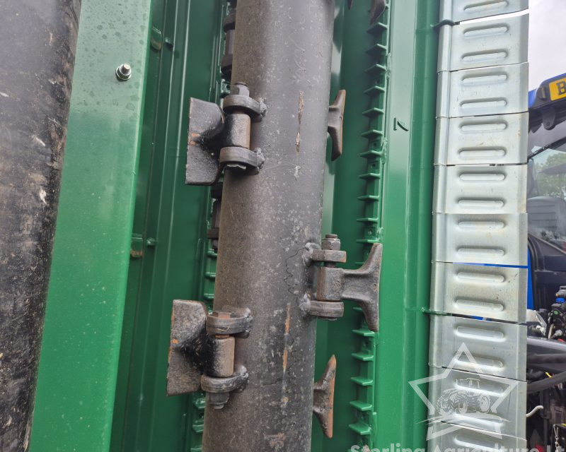 Spearhead Sniper 250HD Offset Flail Mower