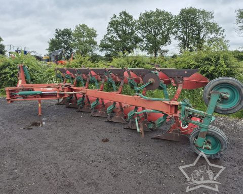 Kverneland LO85 7F ON-land /  In-Furrow Plough