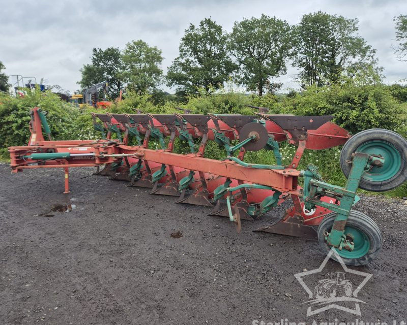 Kverneland LO85 7F ON-land /  In-Furrow Plough