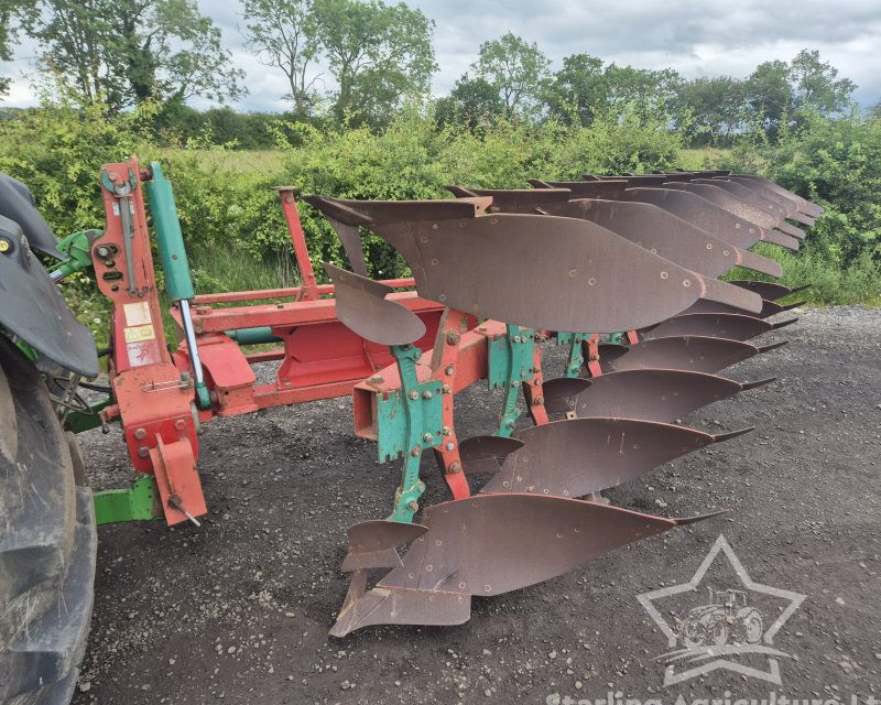 Kverneland LO85 7F ON-land /  In-Furrow Plough