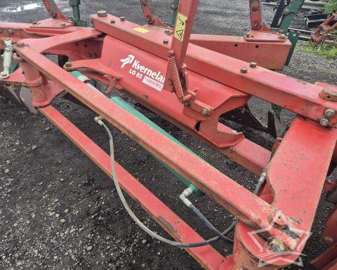 Kverneland LO85 7F ON-land /  In-Furrow Plough