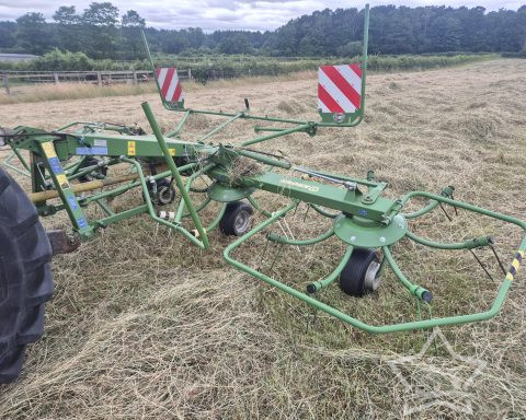 Krone KW 5.52/4×7 Tedder
