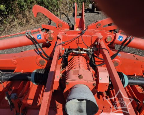 Kuhn HR5004 Power Harrow
