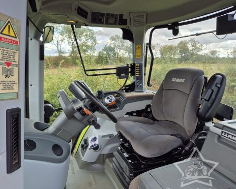 Claas Arion 630