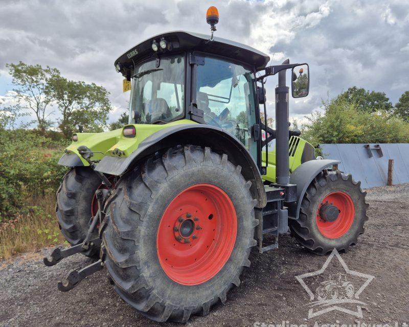 Claas Arion 630