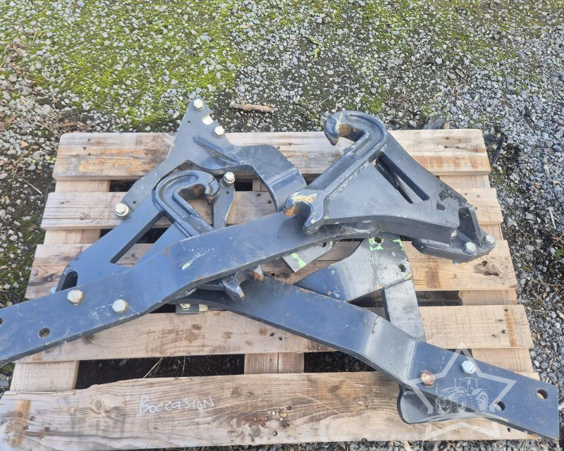 Stoll Robust F4 Loader for Fendt 206V