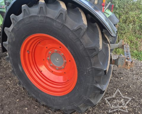 Fendt 209S Tractor