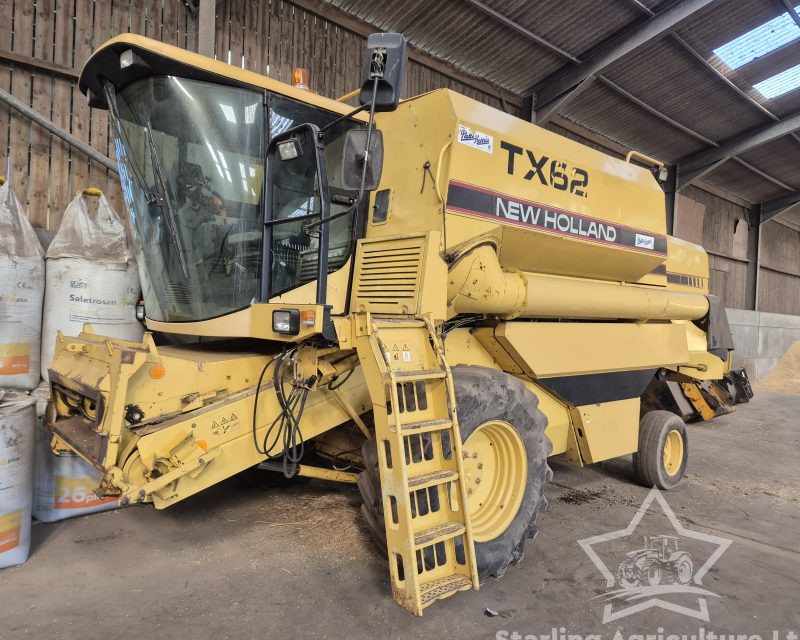 New Holland TX62 Combine