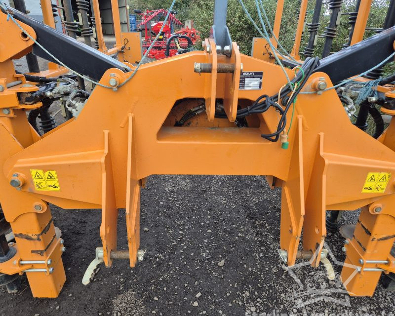 MZURI REZULT Straw Rake