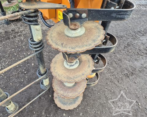 MZURI REZULT Straw Rake