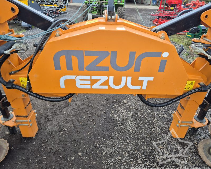 MZURI REZULT Straw Rake