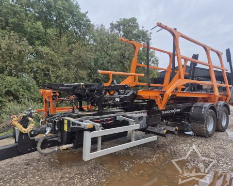 Transtacker 4100 Bale Chaser
