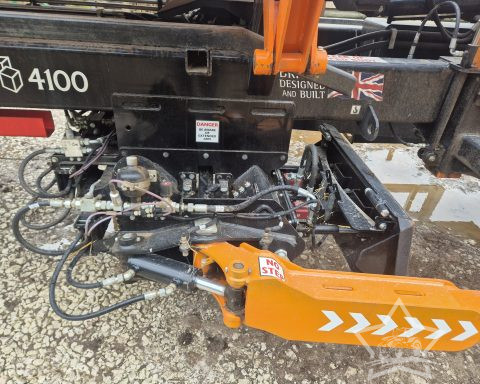 Transtacker 4100 Bale Chaser