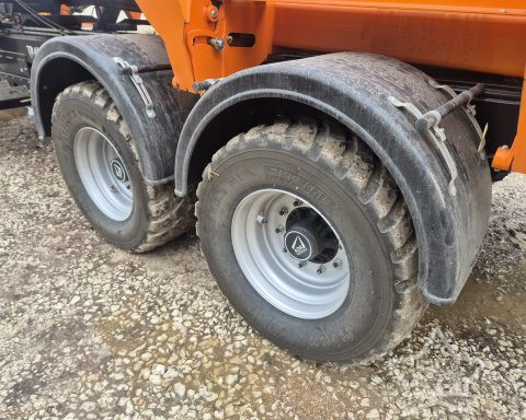 Transtacker 4100 Bale Chaser